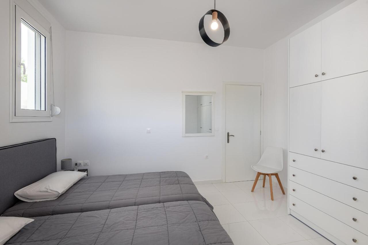 Asteria Pearl Villa 2 With Rooftop Jacuzzi Тигаки Экстерьер фото